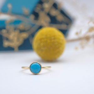 MAIA – Bague en or 18 carats Fairmined sertie d&rsquo;une turquoise
