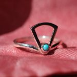 ISHTAR - Bague en argent Fairmined sertie d'une turquoise.